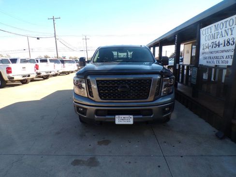 Used 2018 Nissan Titan SL w/ Midnight Edition image 2