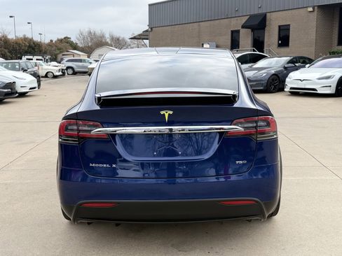 Used 2017 Tesla Model X 75D image 7