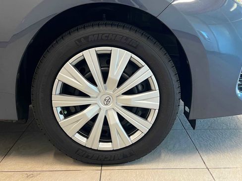 Used 2017 Toyota Corolla LE image 7