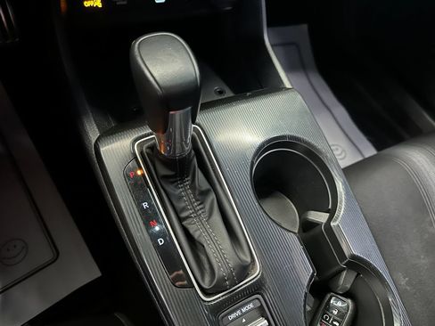 Used 2025 Honda Civic Sport image 16
