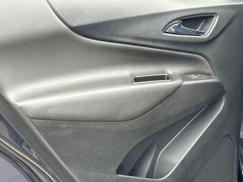 Used 2022 Chevrolet Equinox LT FWD image 13
