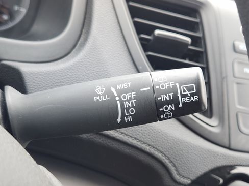 Used 2015 Honda CR-V LX image 22