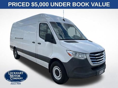 Used 2019 Freightliner Sprinter 170 RWD image 1