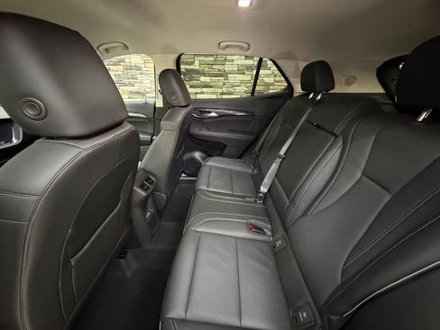 Used 2023 Buick Envision Essence image 26