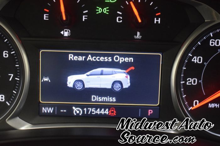 Used 2020 GMC Terrain SLE w/ Driver Convenience Package FWD image 17