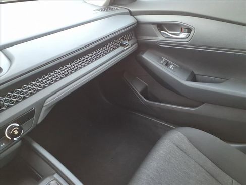 Used 2024 Honda Accord LX image 29