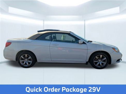 Used 2012 Chrysler 200 Touring image 5