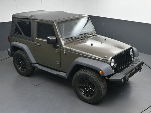 Used 2015 Jeep Wrangler Sport image 29