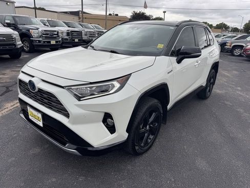 Used 2020 Toyota RAV4 XSE image 7