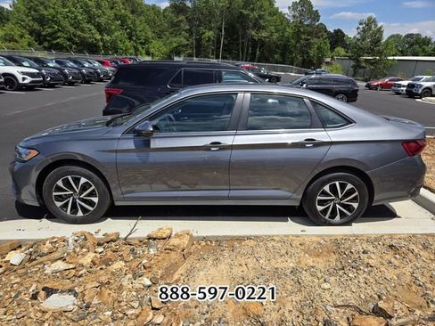 Used 2024 Volkswagen Jetta S FWD image 2
