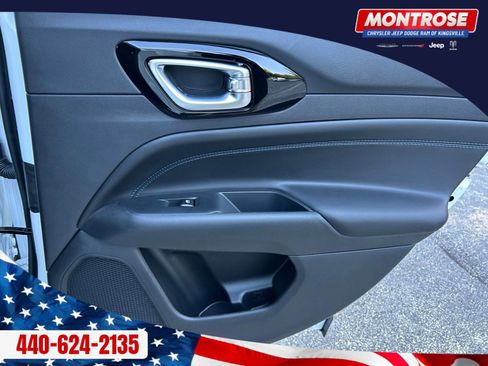 New 2026 Jeep Compass Limited image 28