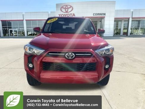 Certified 2024 Toyota 4Runner SR5 Premium image 8