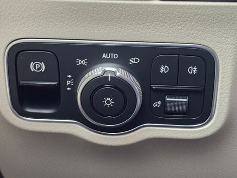 New 2026 Mercedes-Benz GLA 250 4MATIC image 34