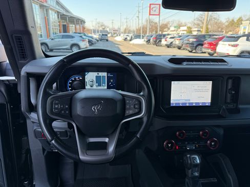 Used 2021 Ford Bronco Big Bend w/ Sasquatch Package image 51