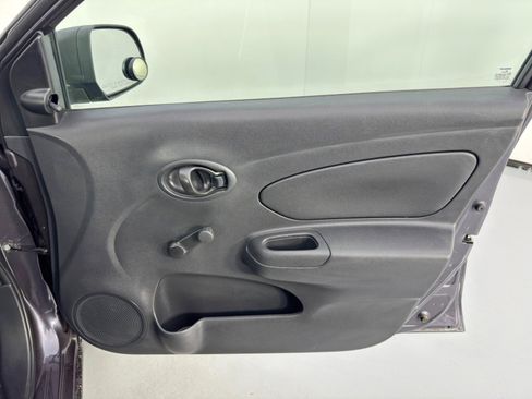 Used 2015 Nissan Versa S image 29