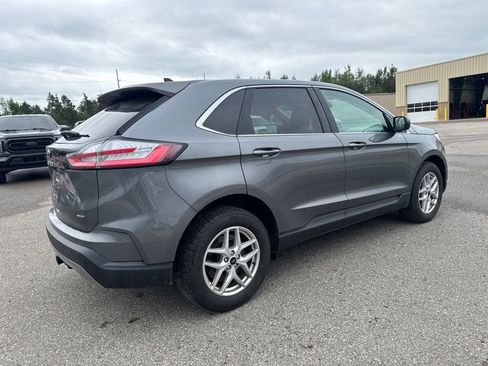 Used 2024 Ford Edge SEL w/ Convenience Package AWD/4WD image 9