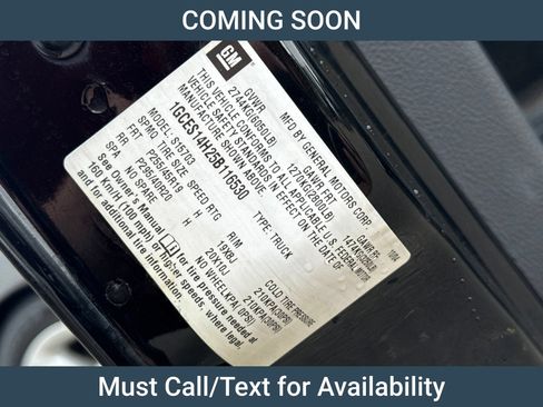 Used 2005 Chevrolet SSR w/ Preferred Equipment Group RWD image 8
