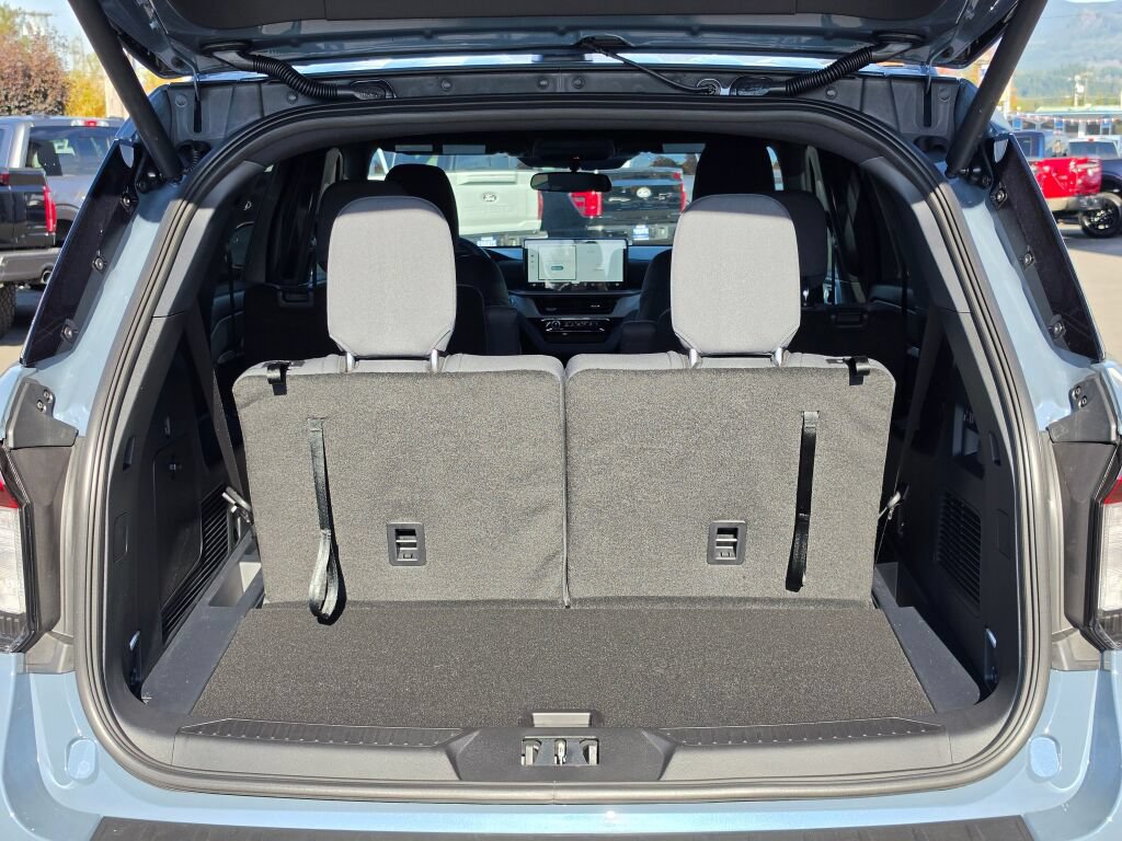 New 2027 Ford Explorer Active AWD/4WD image 7