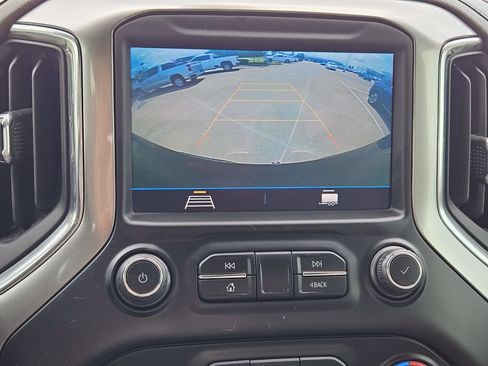 Used 2022 Chevrolet Silverado 1500 LT RWD image 18