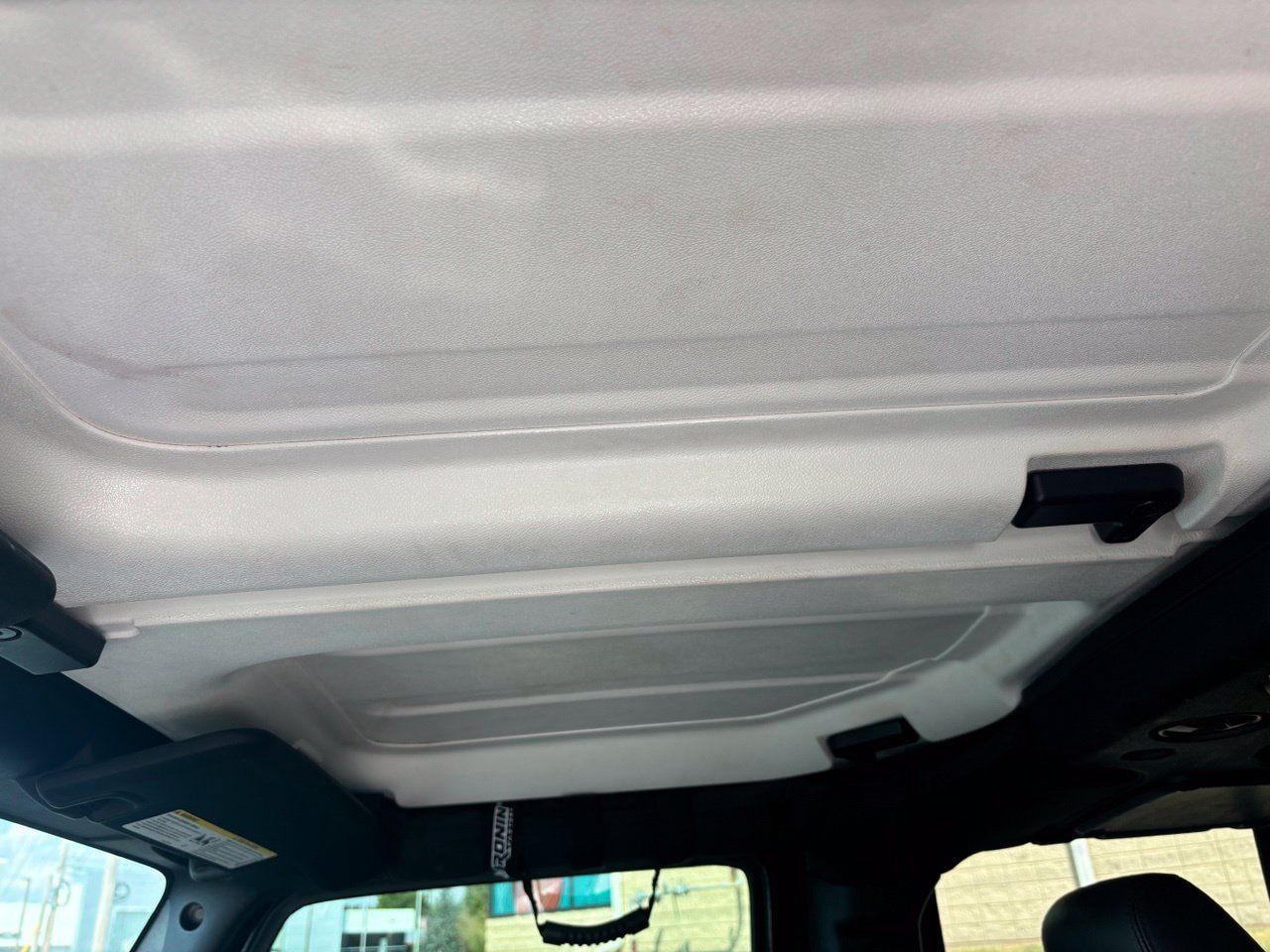 Used 2017 Jeep Wrangler Unlimited Sahara AWD/4WD image 18