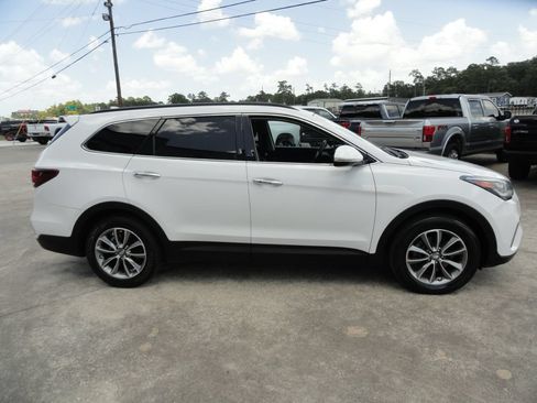 Used 2019 Hyundai Santa Fe XL SE w/ SE Premium Package 02 FWD image 5
