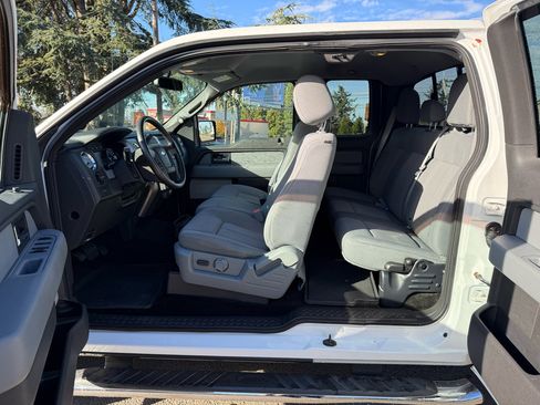 Used 2014 Ford F150 XLT w/ Equipment Group 301A Mid image 11