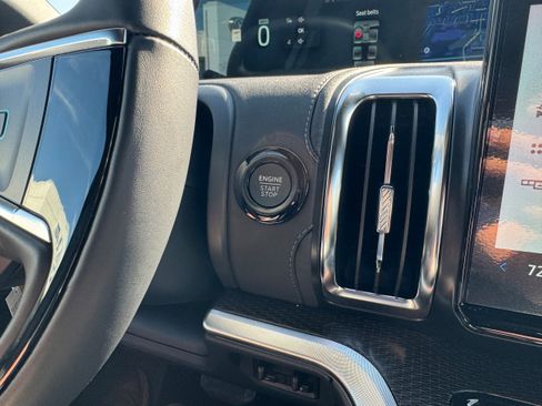 New 2025 Ford Expedition Platinum w/ Stealth Performance Package image 31