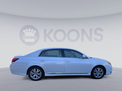 Used 2011 Toyota Avalon image 8