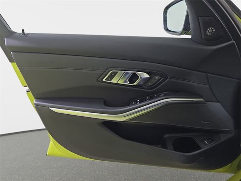 Used 2023 BMW M3 Competition w/ Executive Package image 30