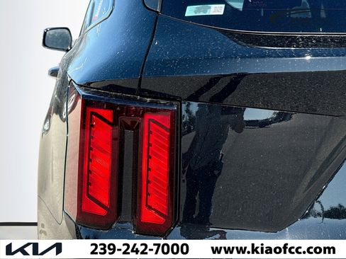 New 2026 Kia Sorento LX image 10