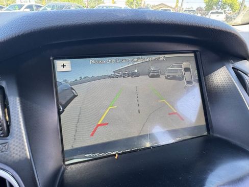 Used 2018 Ford Focus Titanium FWD image 29