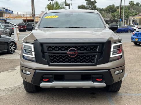 Used 2024 Nissan Titan PRO-4X w/ Pro-4x Utility Package image 4