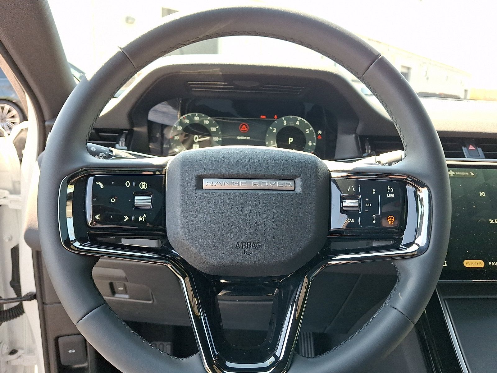 Used 2026 Land Rover Range Rover Evoque S AWD/4WD image 18
