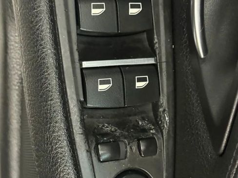 Used 2016 BMW 528i Sedan image 23