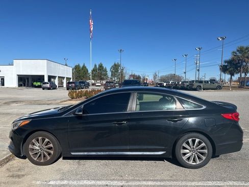 Used 2017 Hyundai Sonata Sport image 2