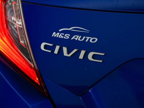 Used 2017 Honda Civic Touring image 11