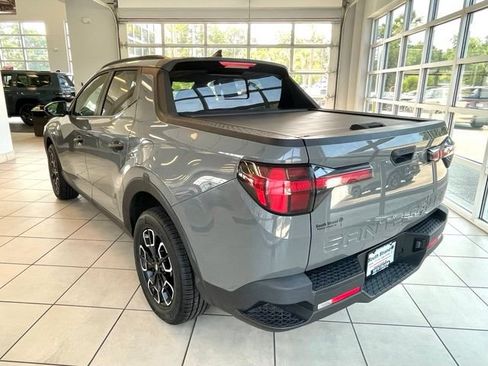 Used 2022 Hyundai Santa Cruz SEL w/ Activity Package FWD image 5