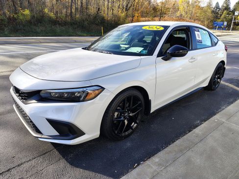 Used 2024 Honda Civic Sport image 6