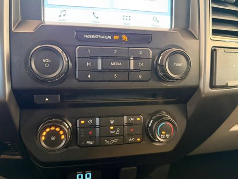 Used 2018 Ford F150 XLT w/ Equipment Group 302A Luxury RWD image 16