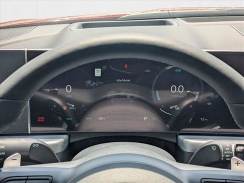 New 2025 Hyundai Sonata Limited image 12