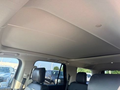 Used 2019 Ford Expedition Platinum AWD/4WD image 22