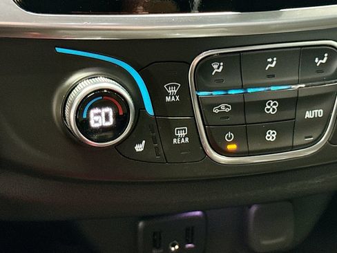 Used 2019 Chevrolet Traverse RS AWD/4WD image 22
