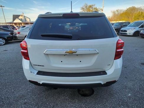 Used 2017 Chevrolet Equinox LT w/ Convenience Package image 6