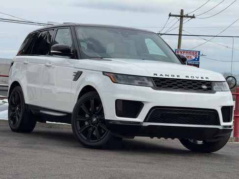 Used 2020 Land Rover Range Rover Sport HSE image 3