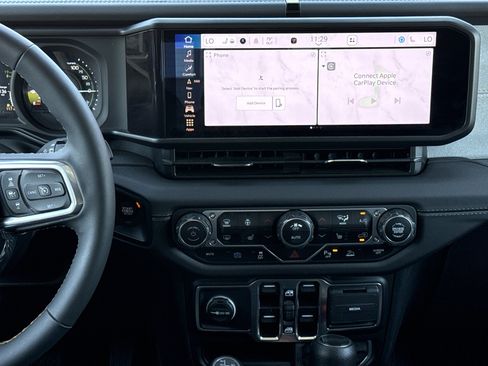 Used 2024 Jeep Wrangler Sahara w/ Technology Group image 29