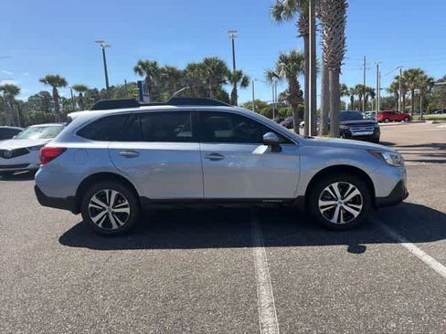Used 2019 Subaru Outback 2.5i Limited w/ Popular Package #2 image 12
