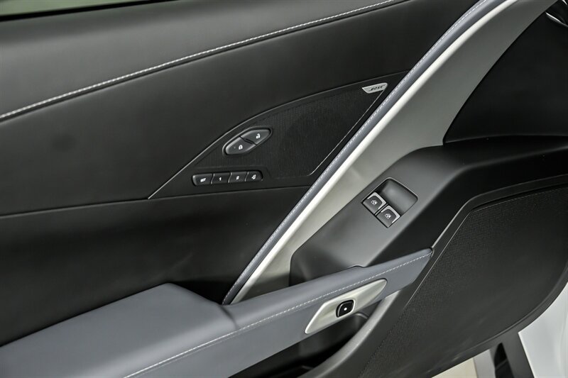 Used 2017 Chevrolet Corvette Z06 RWD image 13