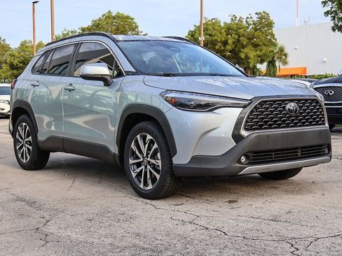 Used 2023 Toyota Corolla Cross XLE w/ Convenience Package image 60