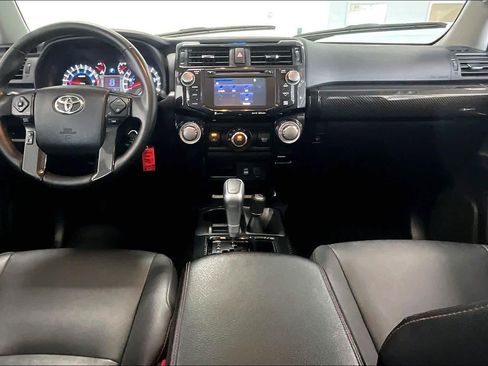 Used 2019 Toyota 4Runner TRD Off-Road Premium AWD/4WD image 8
