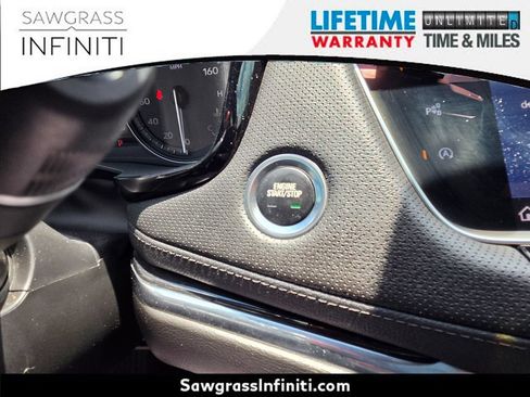 Used 2022 Cadillac XT5 Premium Luxury w/ Technology Package FWD image 32